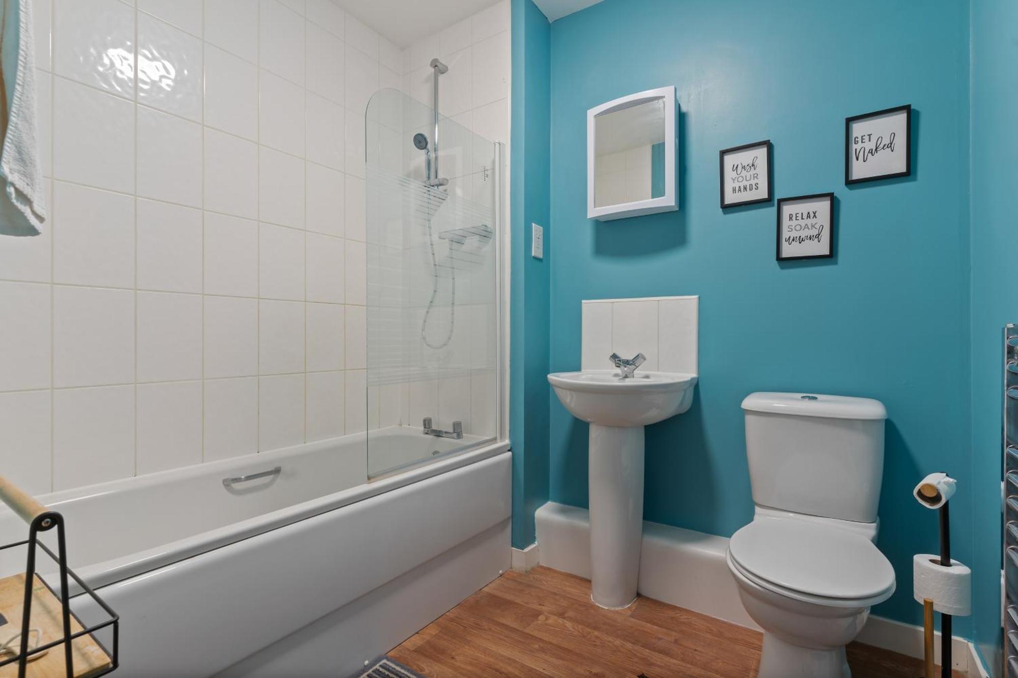 247 Serviced Accommodation In Telford 2 Bedroom Apartment Ngoại thất bức ảnh