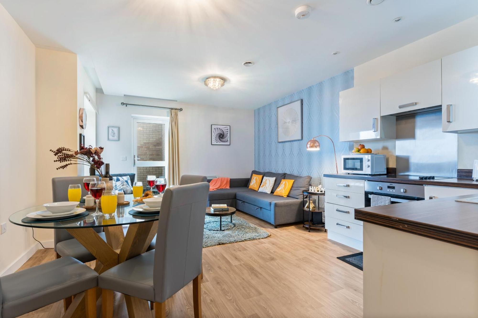 247 Serviced Accommodation In Telford 2 Bedroom Apartment Ngoại thất bức ảnh