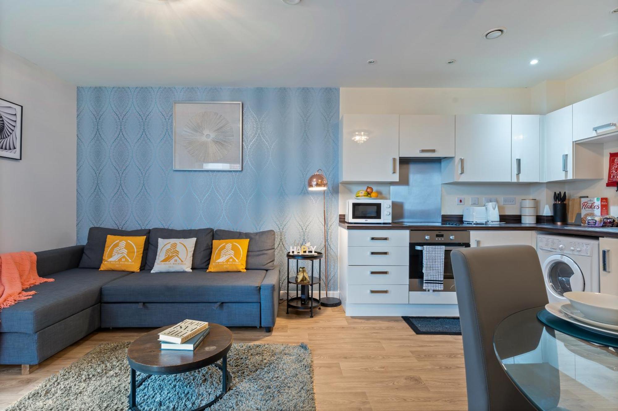 247 Serviced Accommodation In Telford 2 Bedroom Apartment Ngoại thất bức ảnh